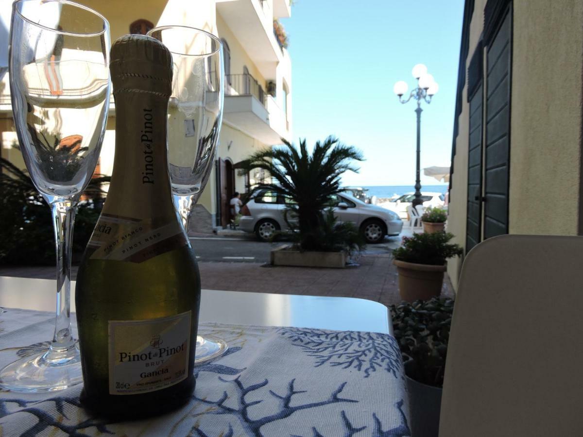 Maretna Διαμέρισμα Giardini Naxos Εξωτερικό φωτογραφία